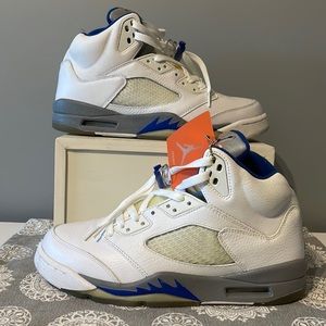 Jordan retro 5 2006 white/sport royal-stealth